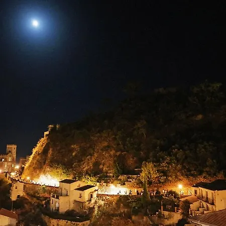 Holiday home Mantarro Travel And Living Santa Teresa Di Riva